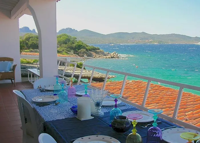 House On The Sea Apartament Porto Rotondo