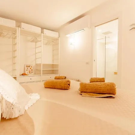 House On The Sea 아파트 *