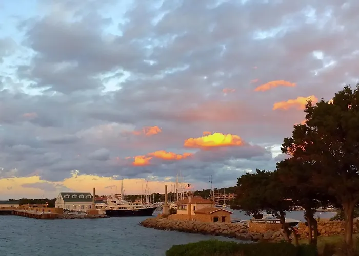 House On The Sea *