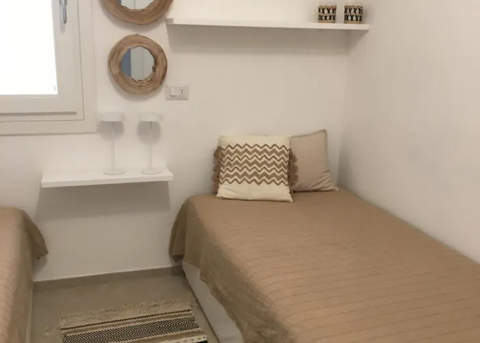 House On The Sea Apartman *